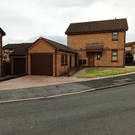 3 Bedroom House *